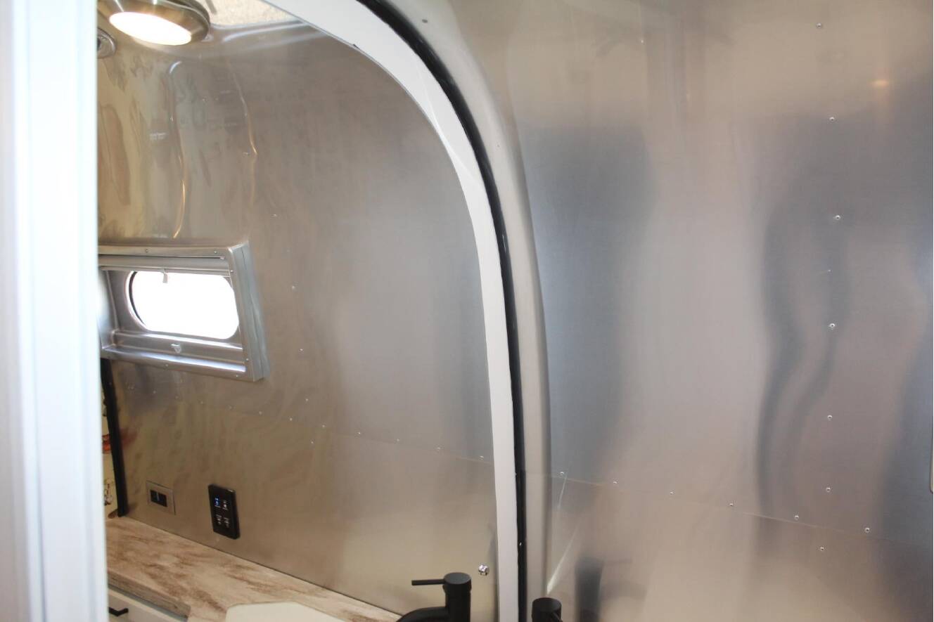 A photo of this 2017 Airstream CLASSIC 30RB