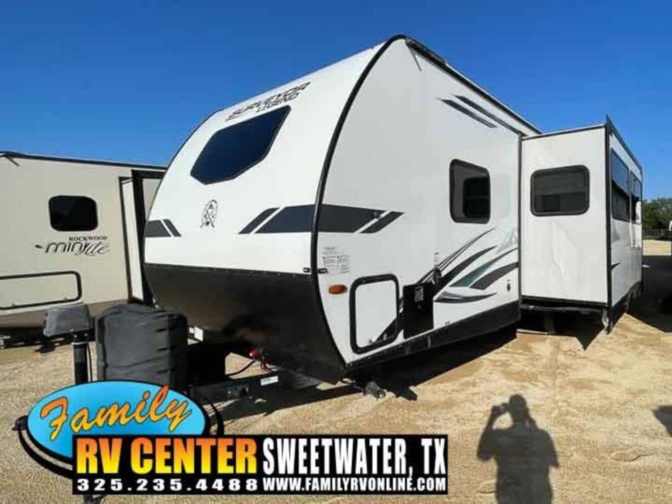 A photo of this 2022 Forest River SURVEYOR LEGEND 276BHLE