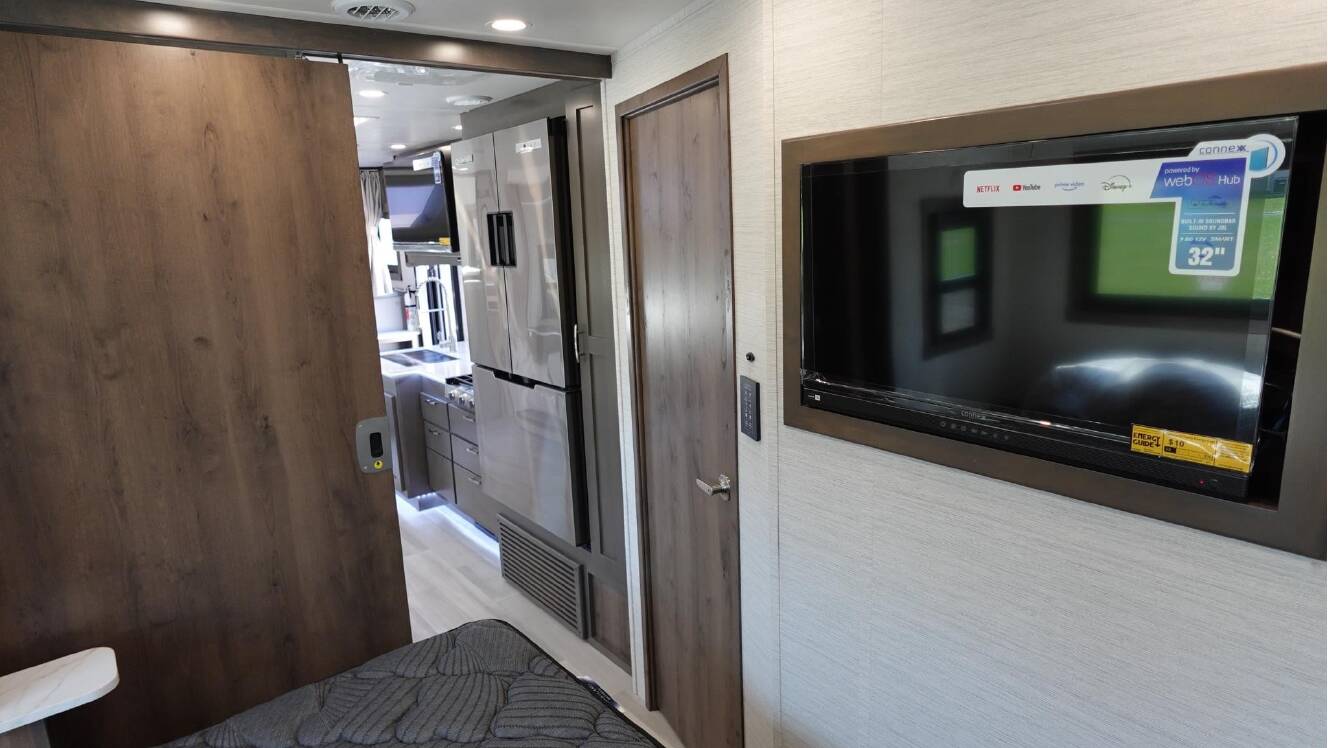 A photo of this 2026 Dynamax ISATA 6 30FW