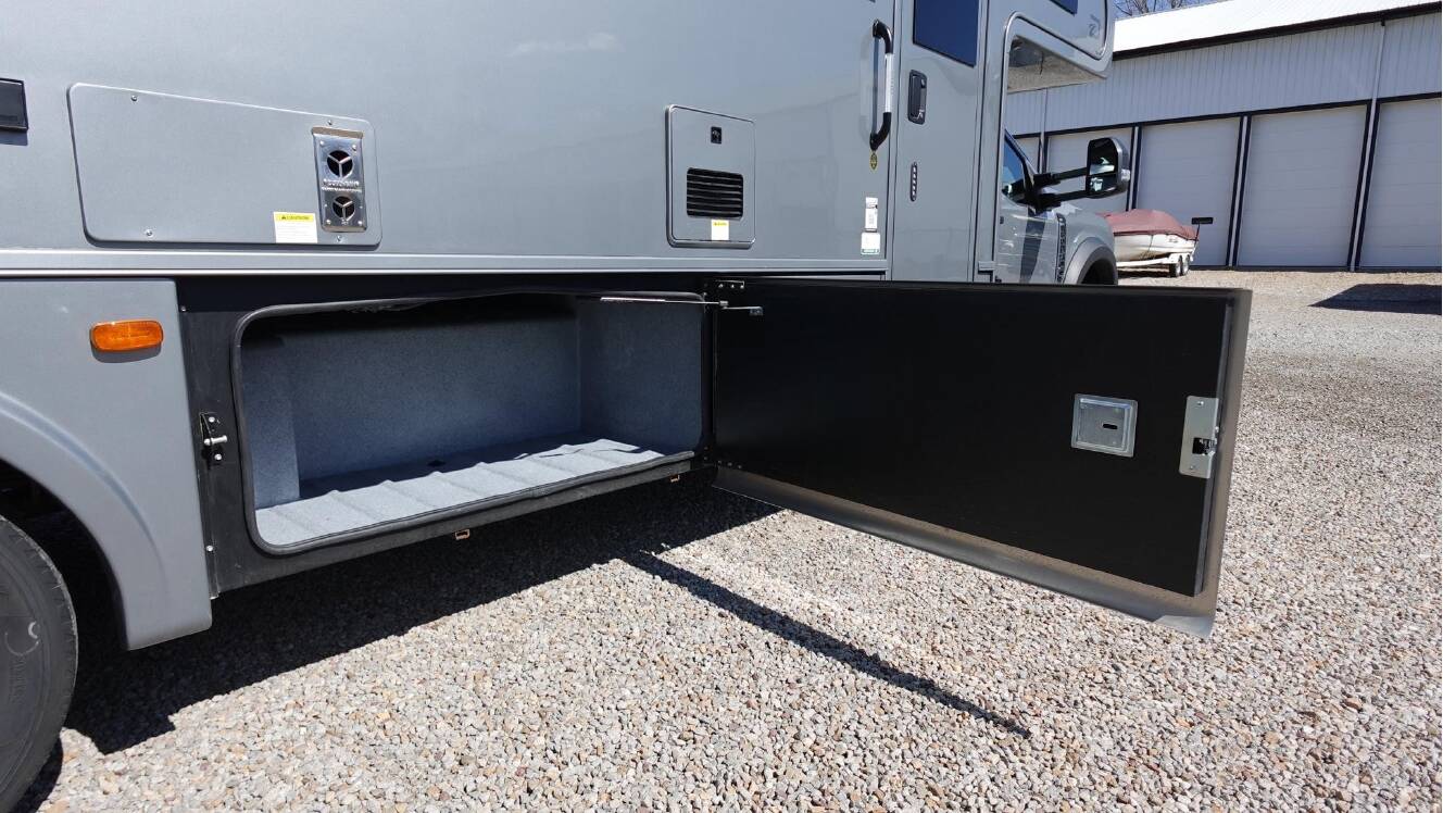 A photo of this 2026 Dynamax ISATA 6 30FW