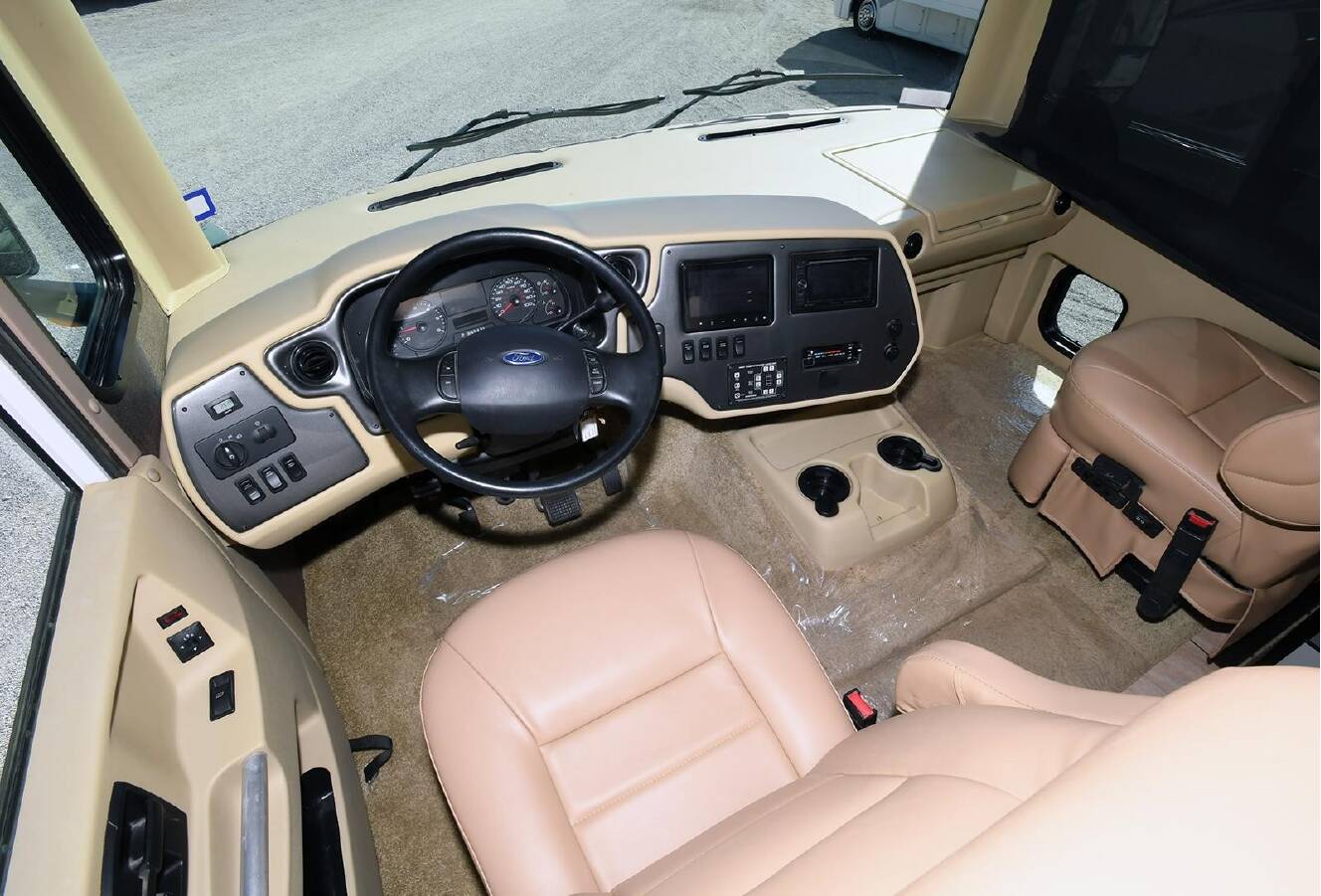 A photo of this 2016 Tiffin ALLEGRO OPEN ROAD 36LA