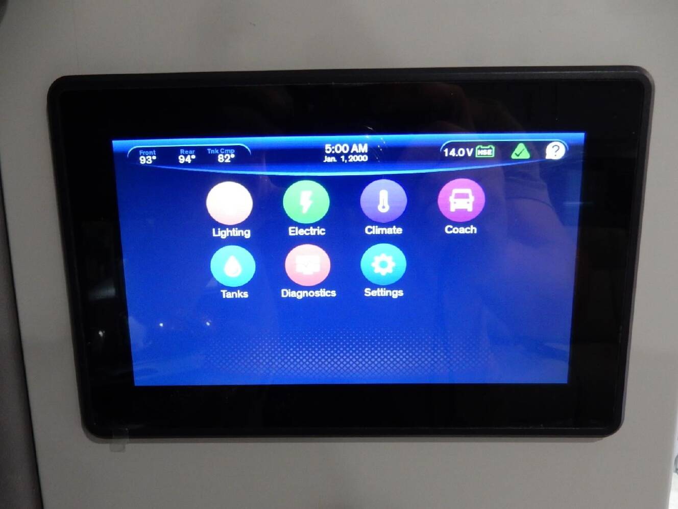 A photo of this 2027 Dynamax DX3 34KD