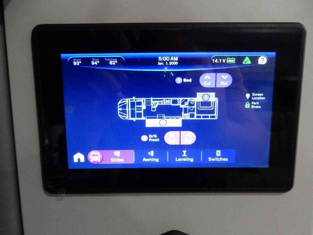 A photo of this 2027 Dynamax DX3 34KD