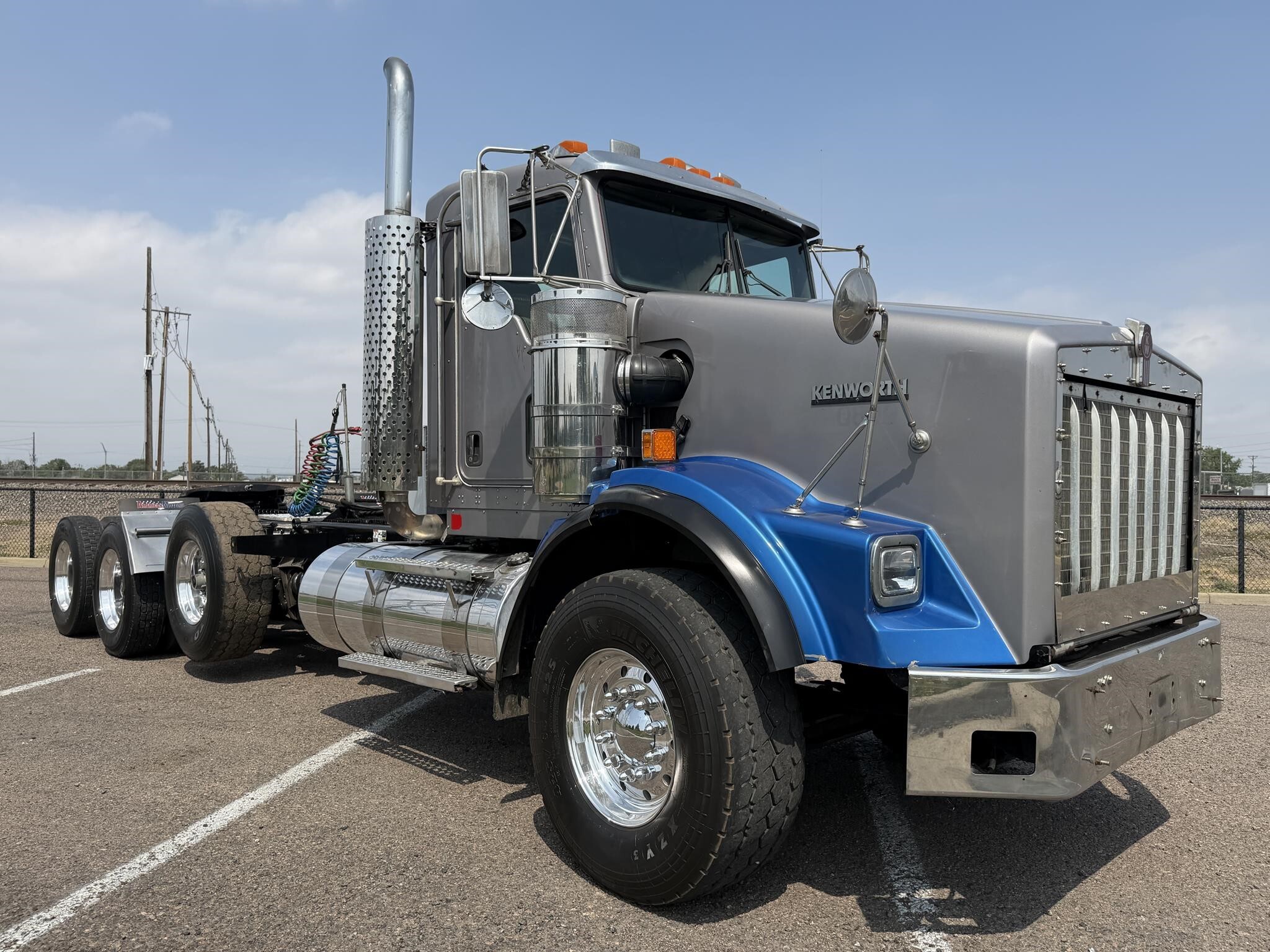 2007 KENWORTH T800 in Commerce City, CO