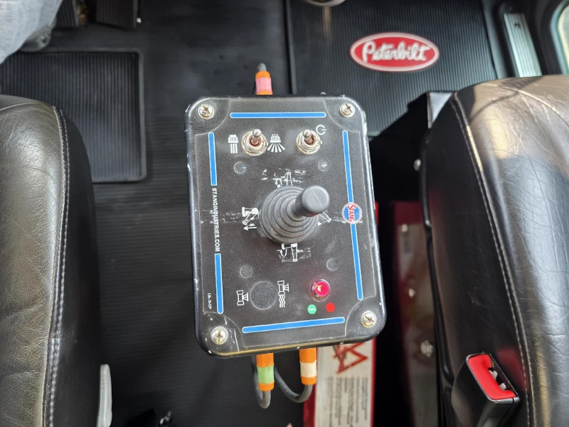 2021 PETERBILT 367