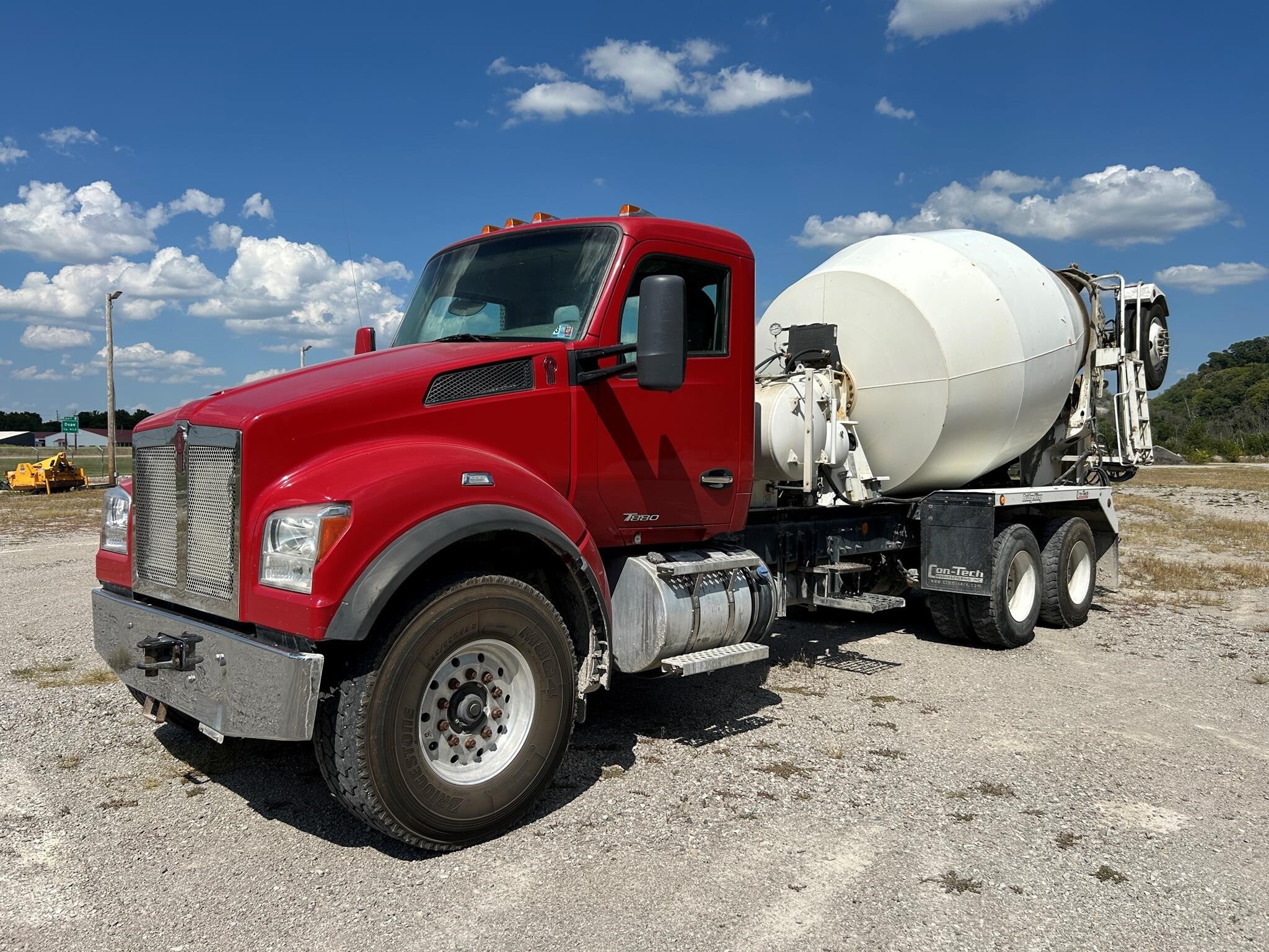 2019 KENWORTH T880 in East Saint Louis, IL