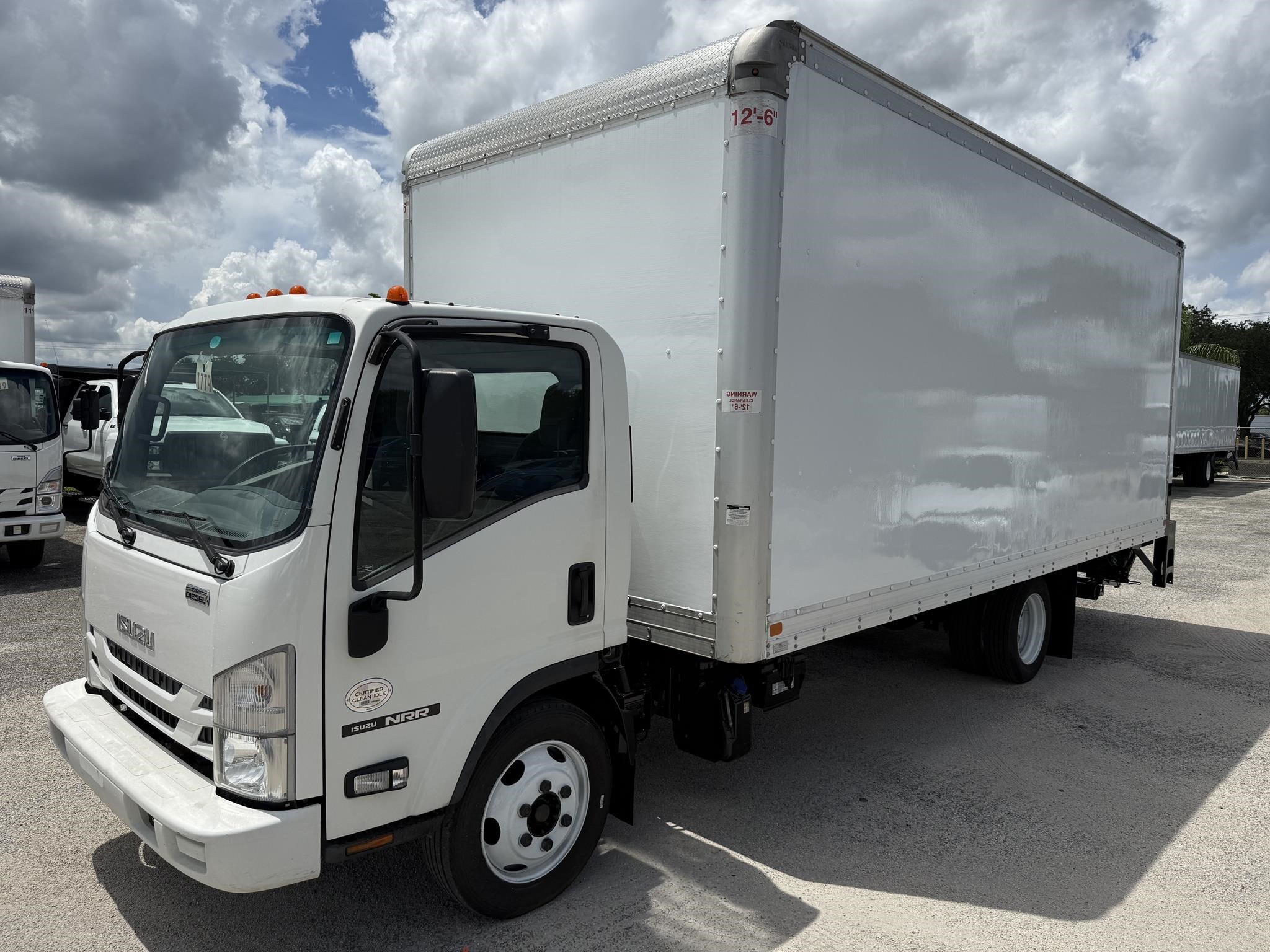 2022 ISUZU NRR in Ft Lauderdale, FL