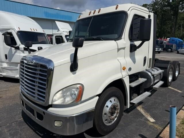2017 FREIGHTLINER CASCADIA 125 in Griffin, GA