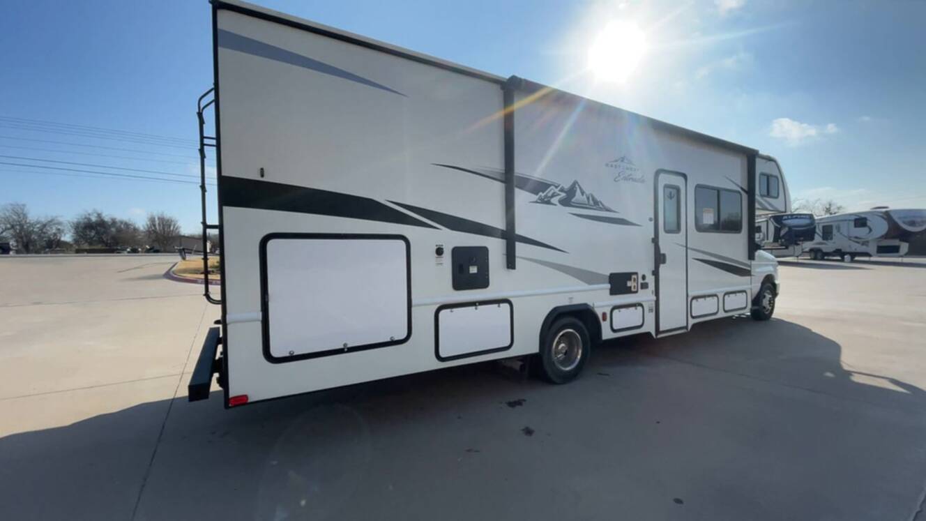 A photo of this 2024 East To West ENTRADA 3100FB