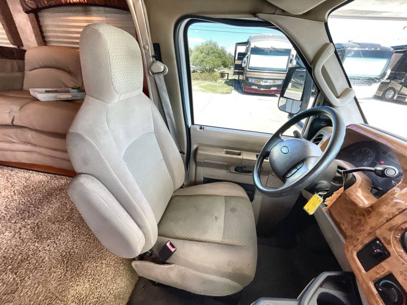 A photo of this 2010 Gulf Stream YELLOWSTONE 6316