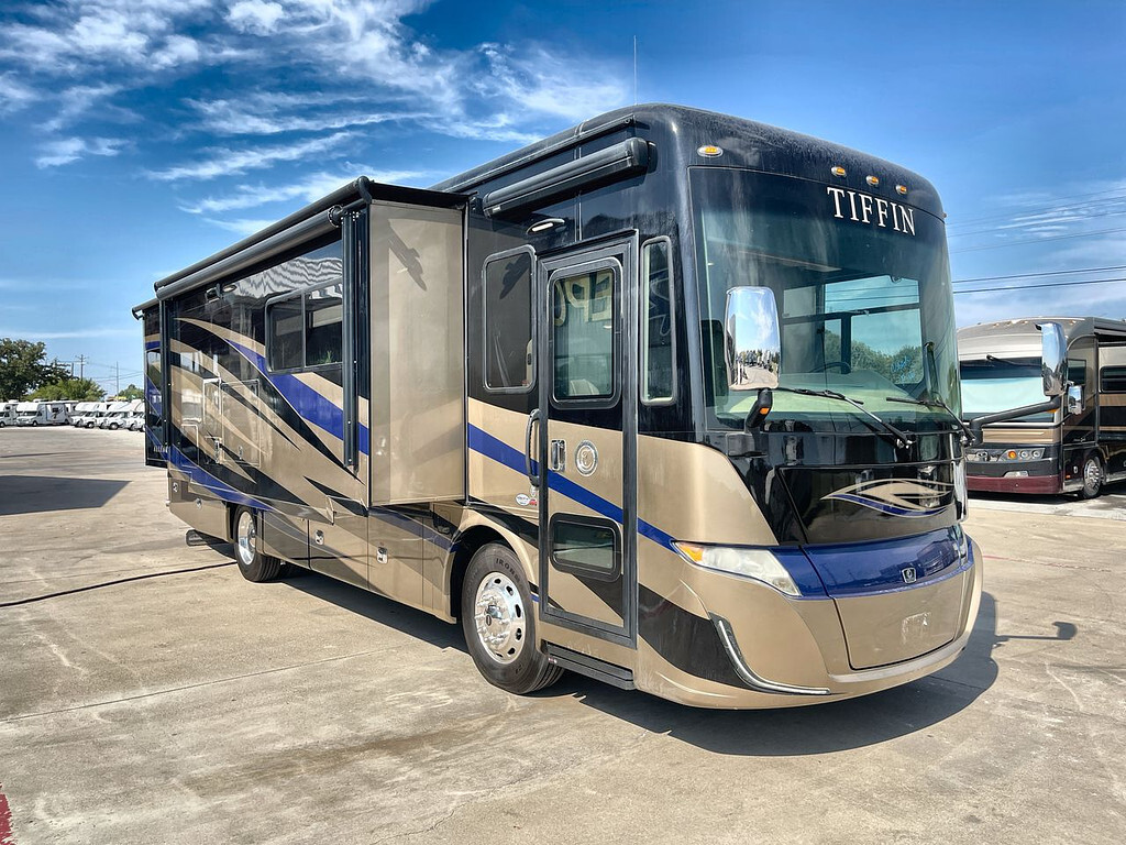 2018 Tiffin ALLEGRO RED 33AA in cleburne TX