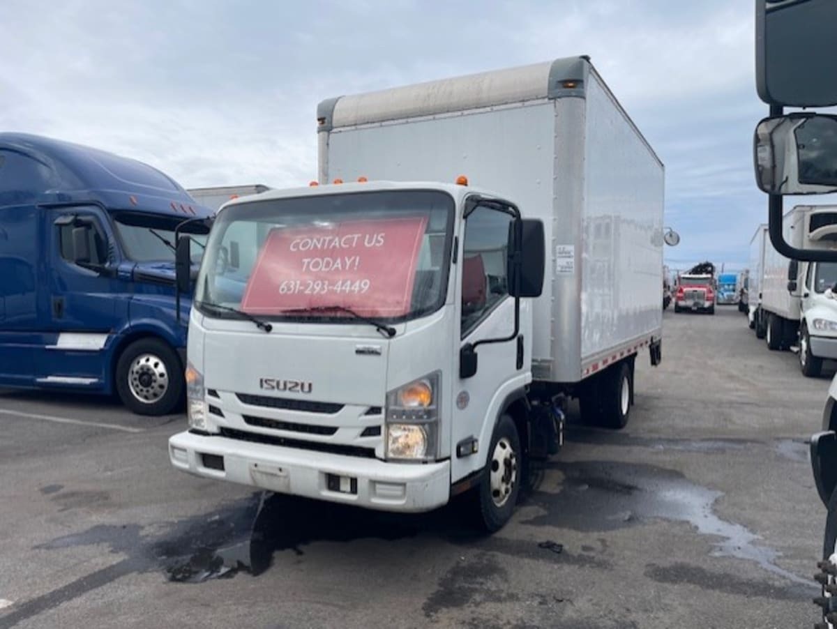 2018 ISUZU NPR HD in Farmingdale, NY