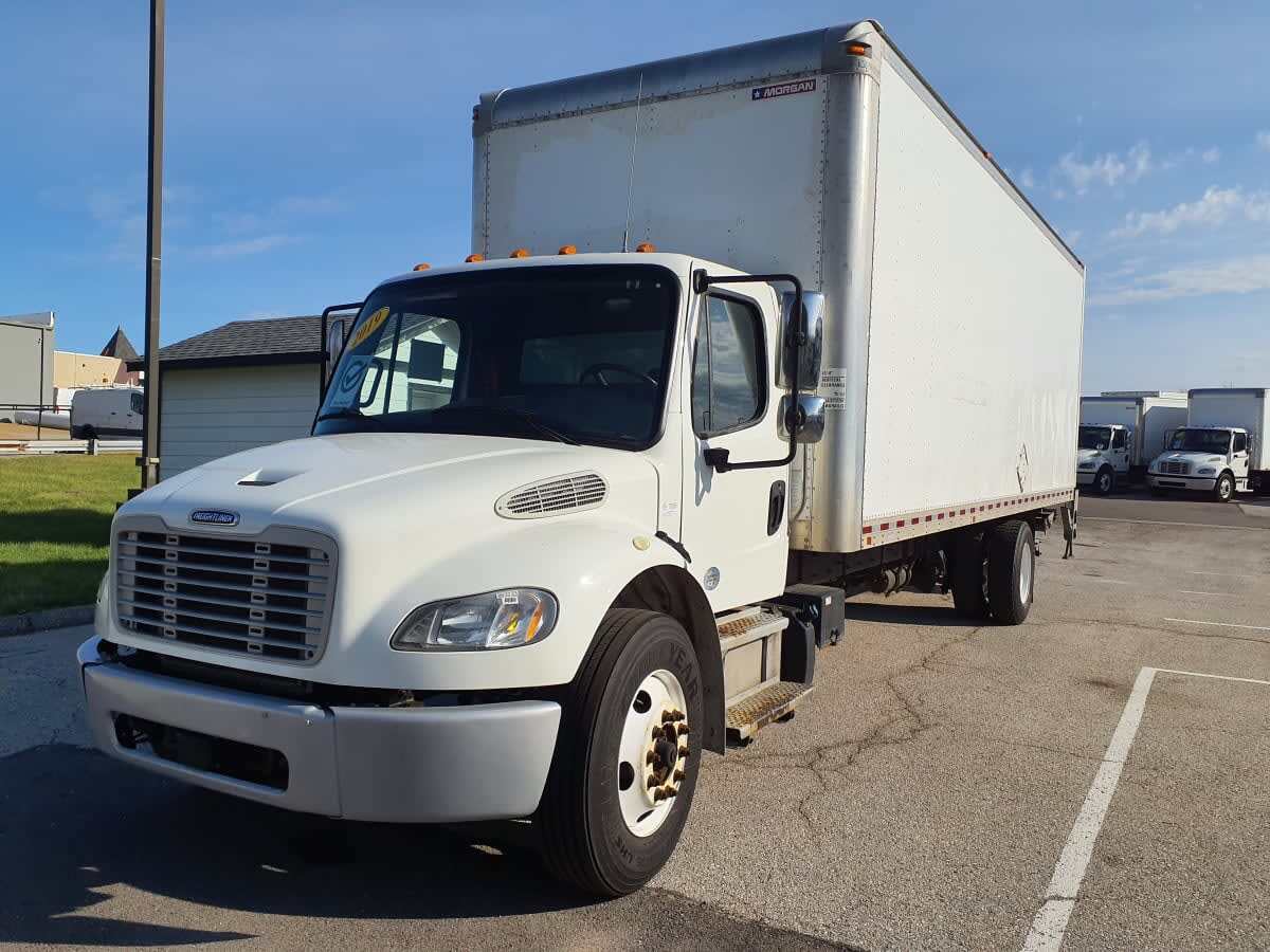 2019 FREIGHTLINER BUSINESS CLASS M2 106 in O Fallon, MO