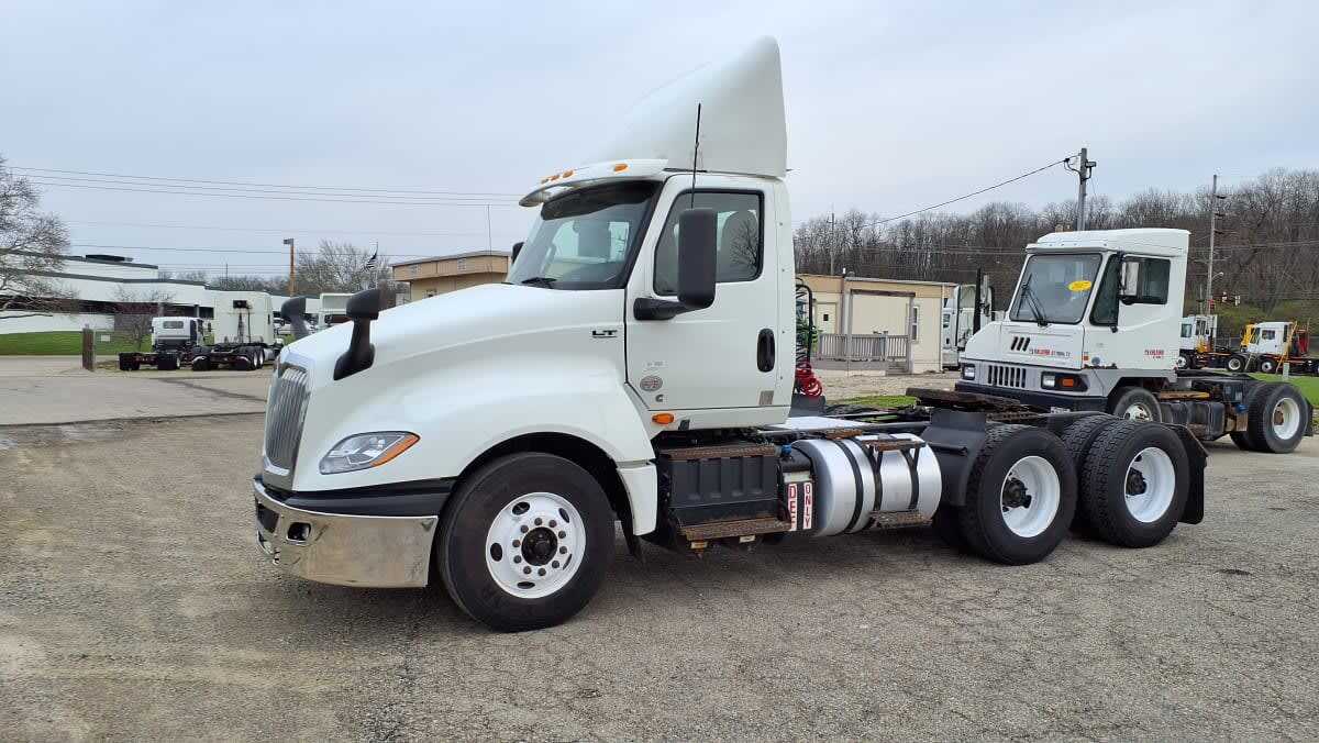 2020 INTERNATIONAL LT625 DAYCAB T/A in Cincinnati, OH