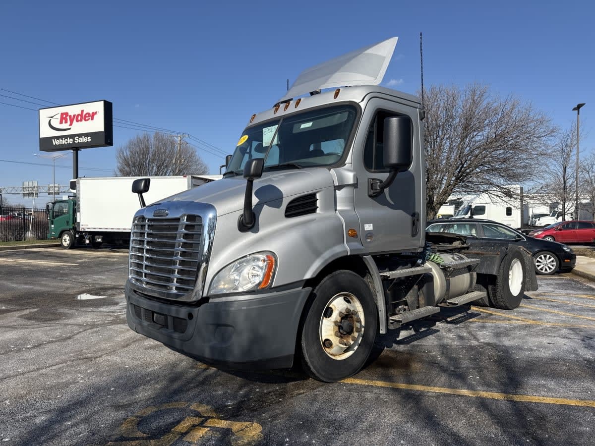 2019 FREIGHTLINER CASCADIA 113 in Bolingbrook, IL