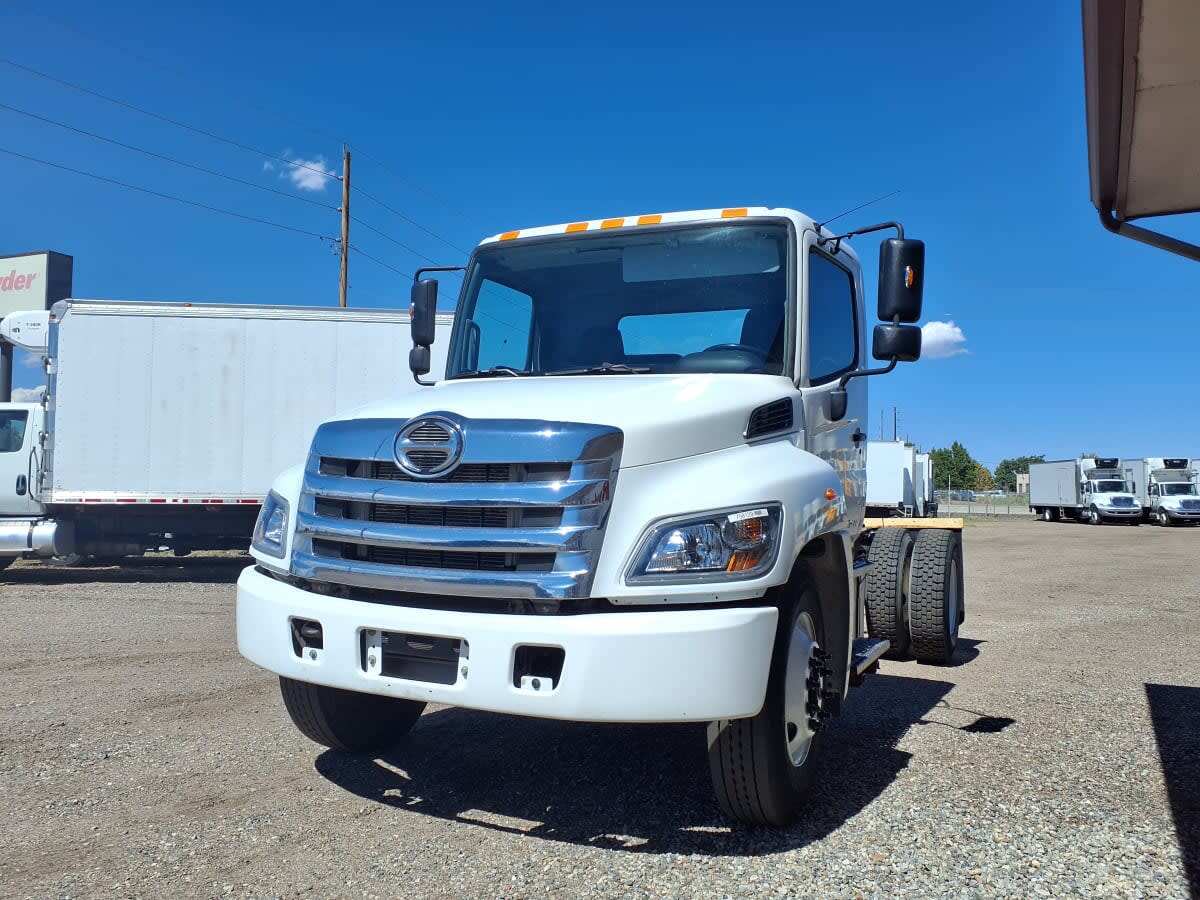 2017 HINO HINO 268 in Commerce City, CO