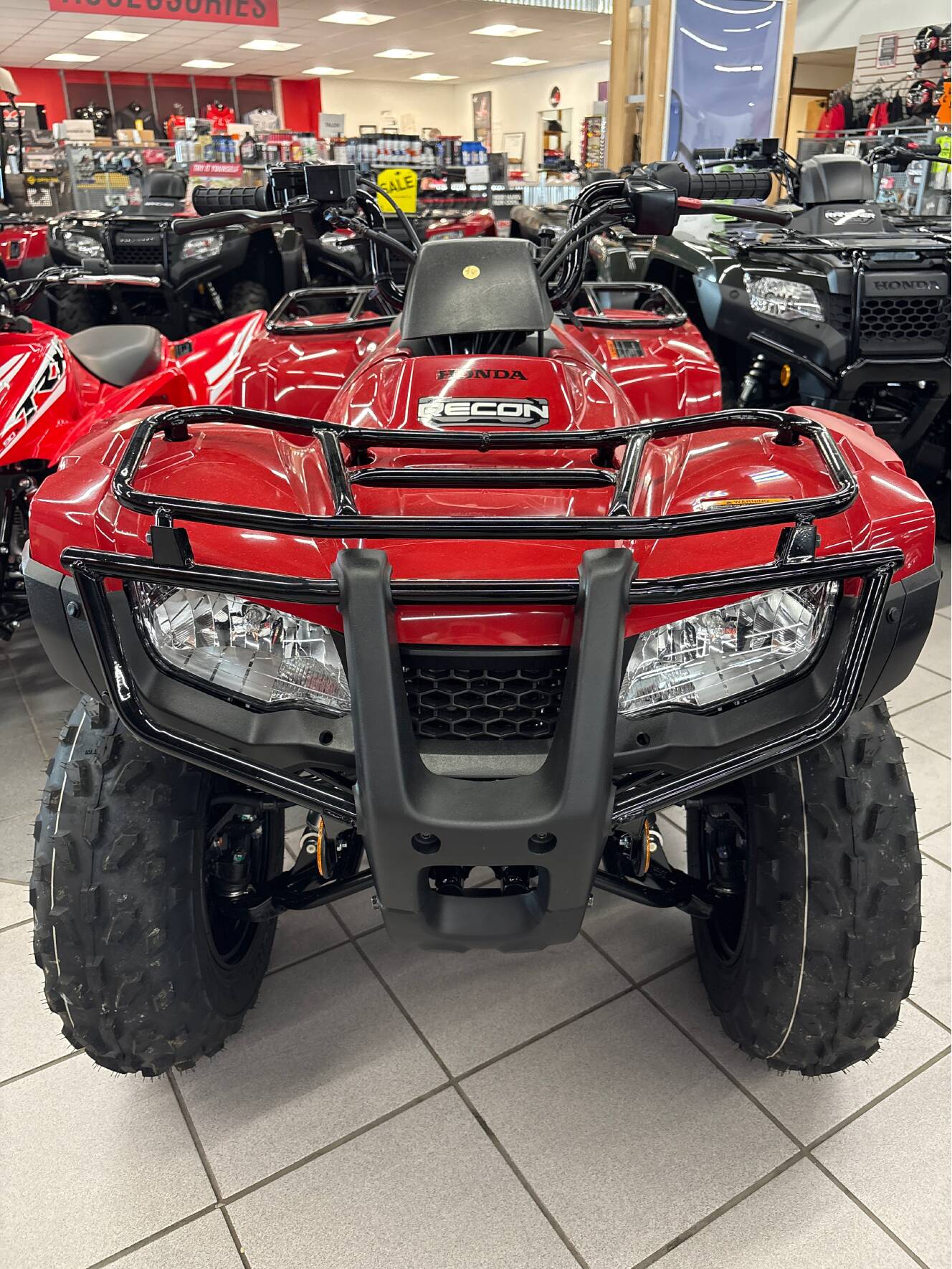 A photo of this 2026 Honda RECON Base