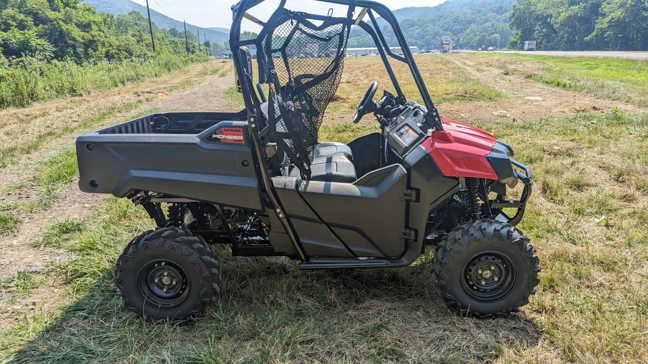 A photo of this 2026 Honda Pioneer 700