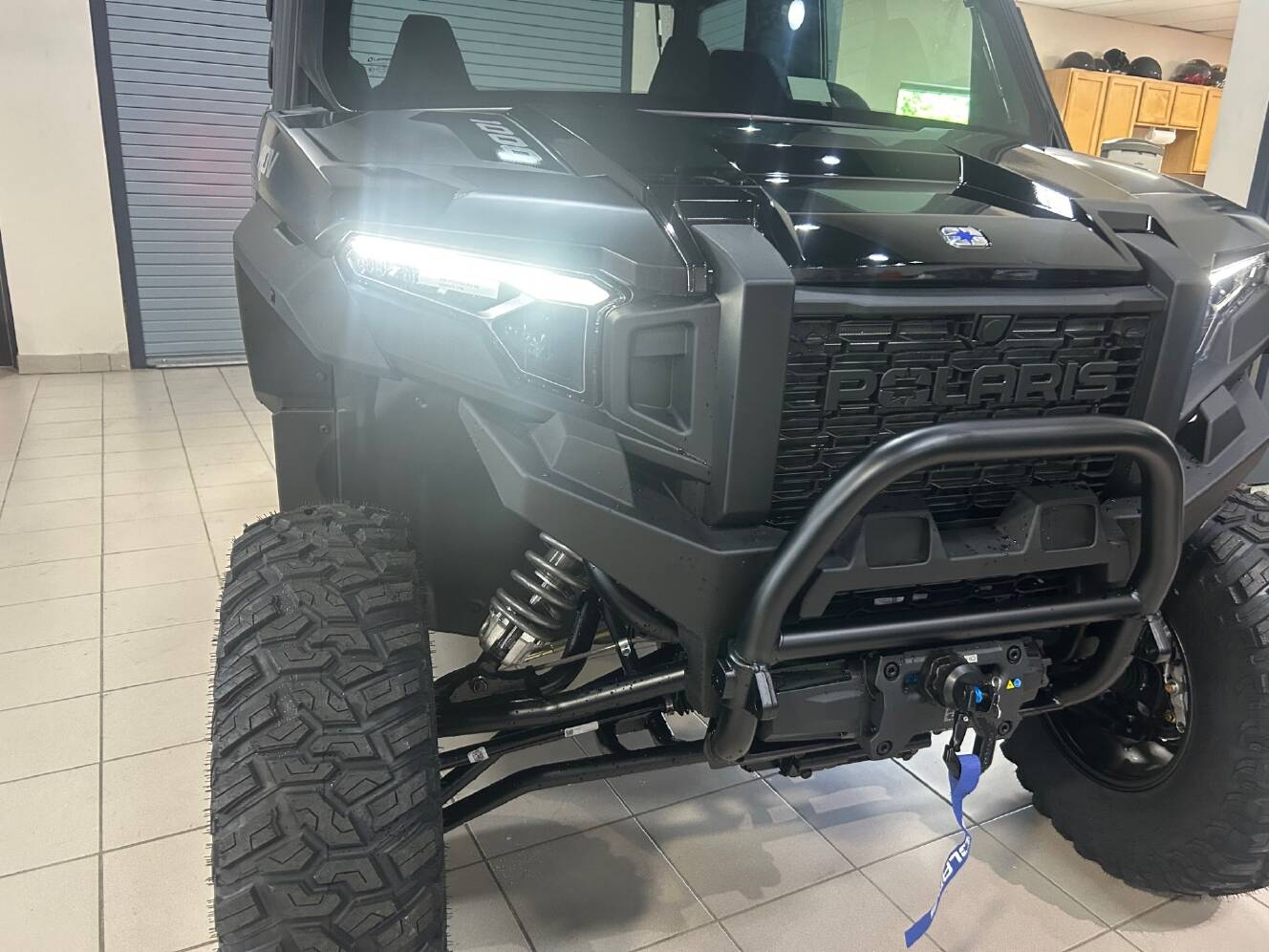 A photo of this 2026 Polaris XPEDITION ADV NORTHSTAR MATTE SUPER GRAPHITE