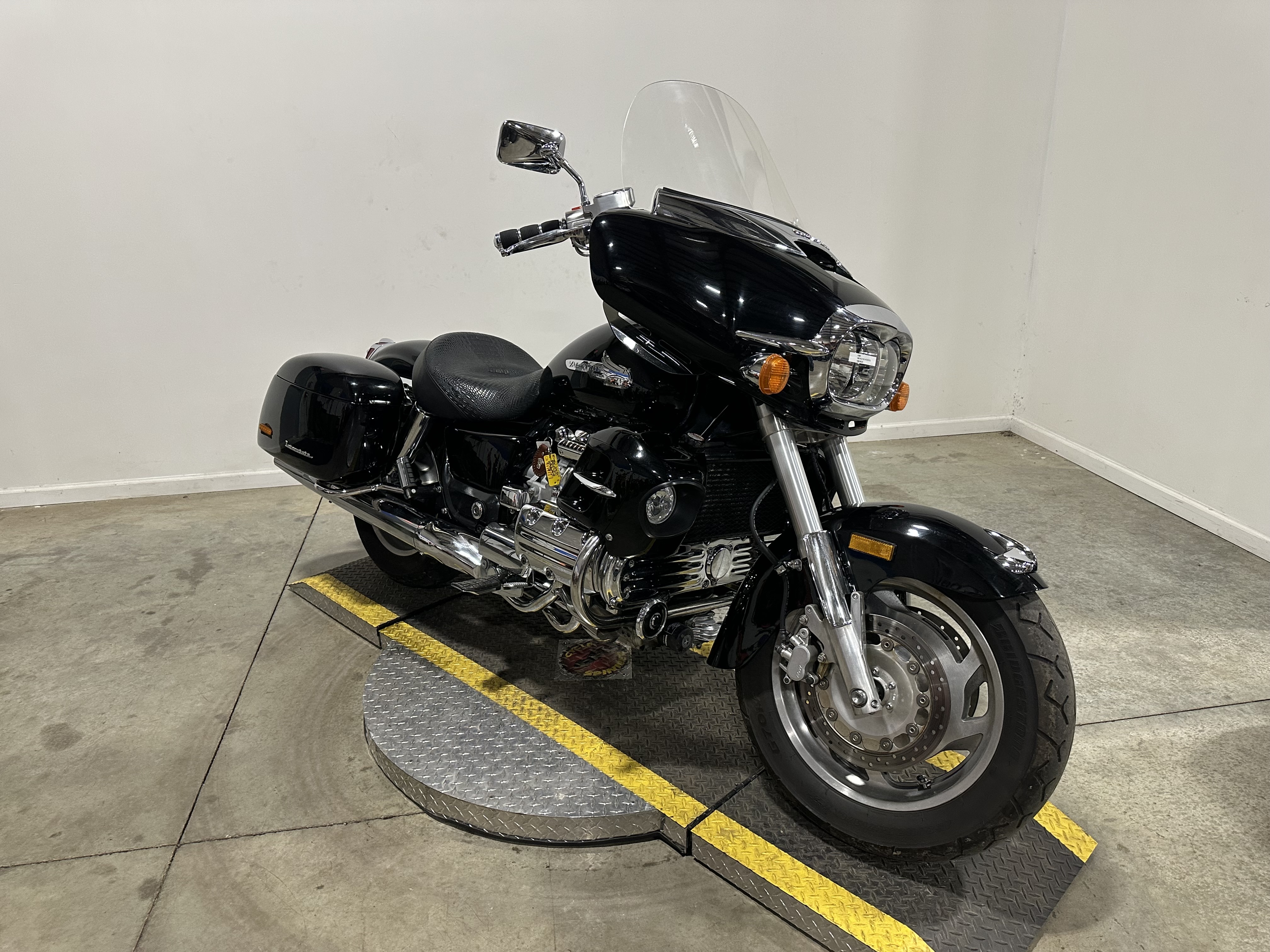 1999 Honda GL15CFX 1800 in Medina, OH