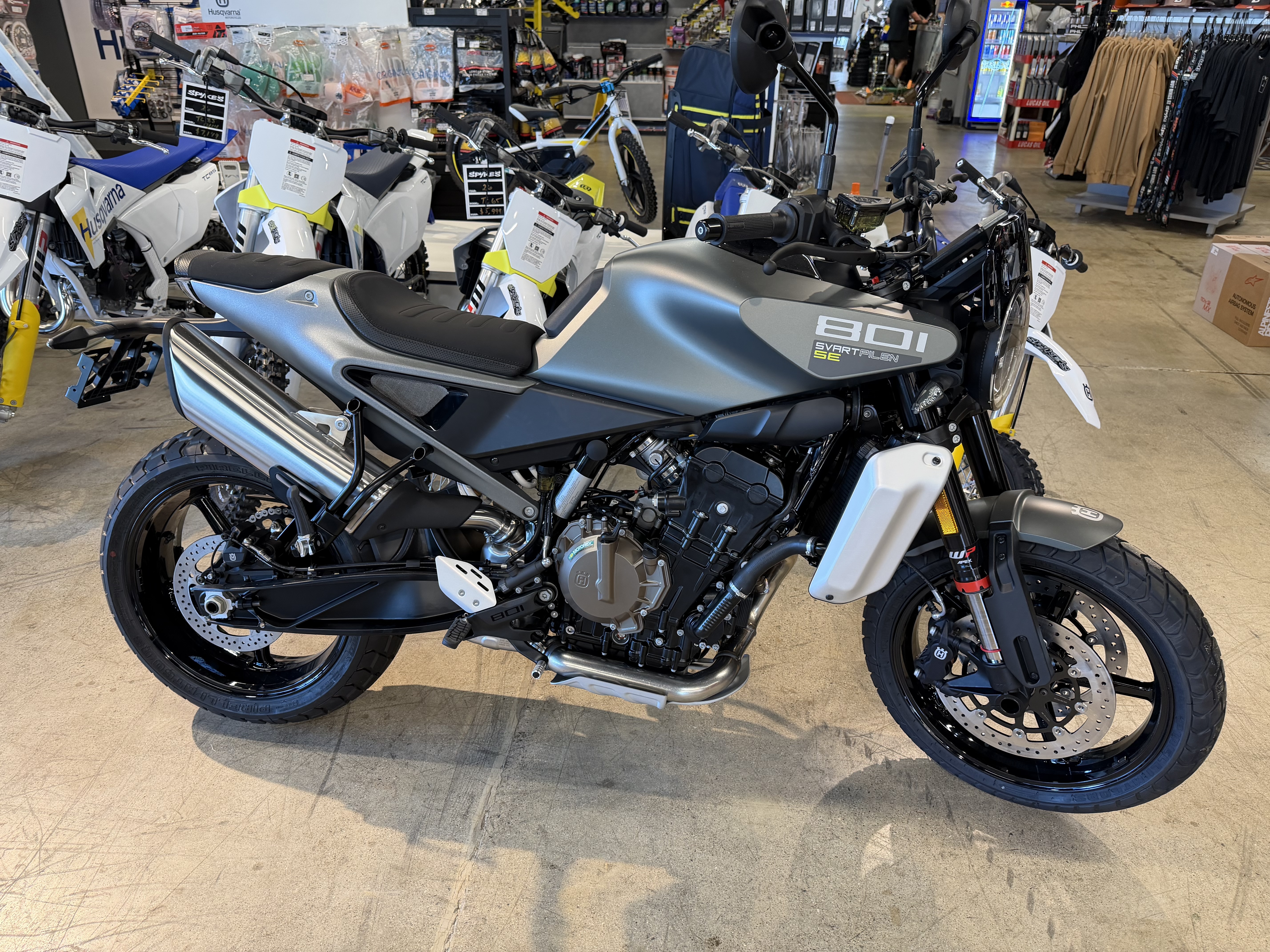 2027 Husqvarna Motorcycles 801 Svartpilen SE 801 SE in Lafayette, IN