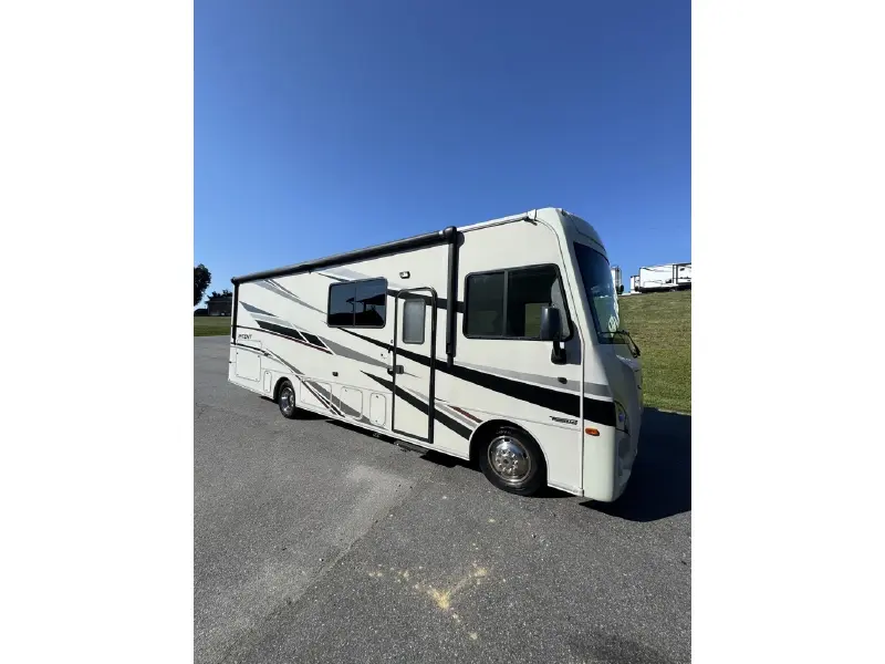 2021 WINNEBAGO
