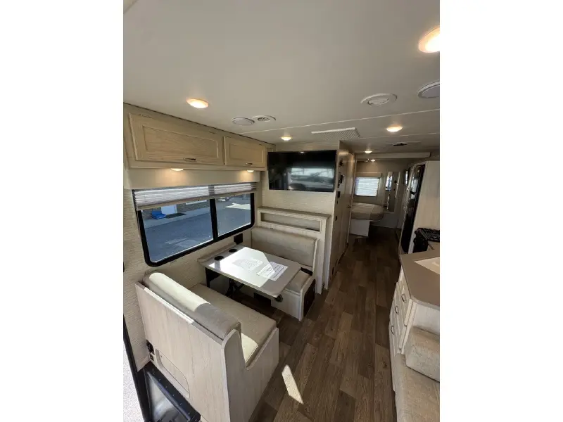 2021 WINNEBAGO INTENT 29L