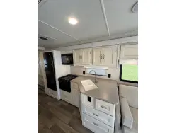 2021 WINNEBAGO INTENT 29L