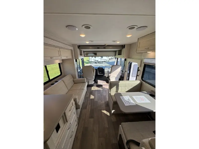 2021 WINNEBAGO INTENT 29L