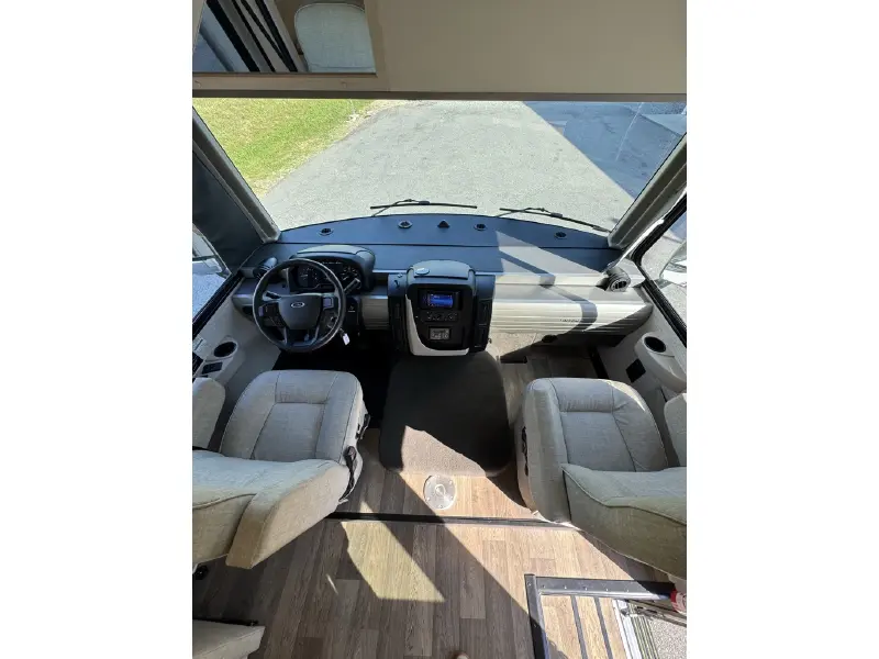 2021 WINNEBAGO INTENT 29L