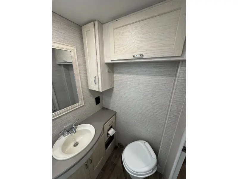 2021 WINNEBAGO INTENT 29L