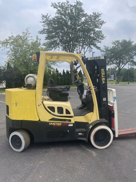2015 HYSTER S120FTPRS in Mundelein, IL