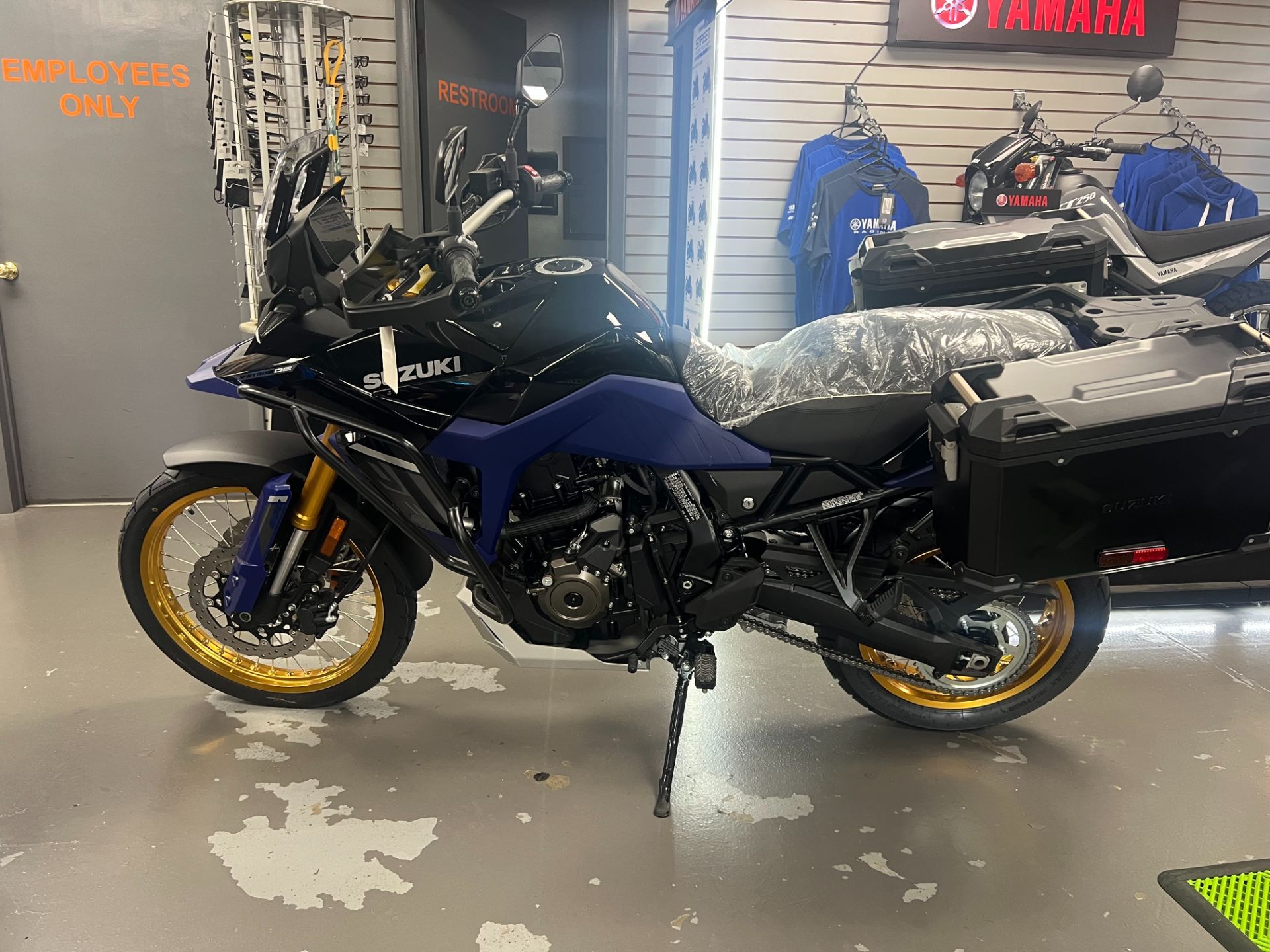 2023 Suzuki V-Strom 800DE Adventure in huron OH