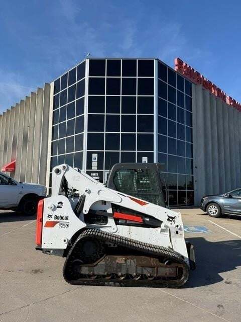 2019 BOBCAT T770 in Fargo, ND
