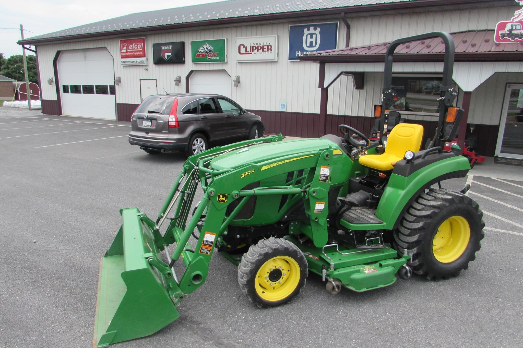 2017 JOHN DEERE 2038R in Chambersburg, PA