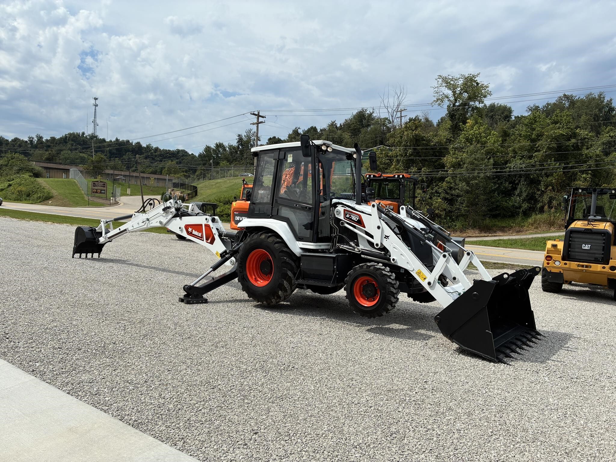 2025 BOBCAT B760 in Vienna, WV