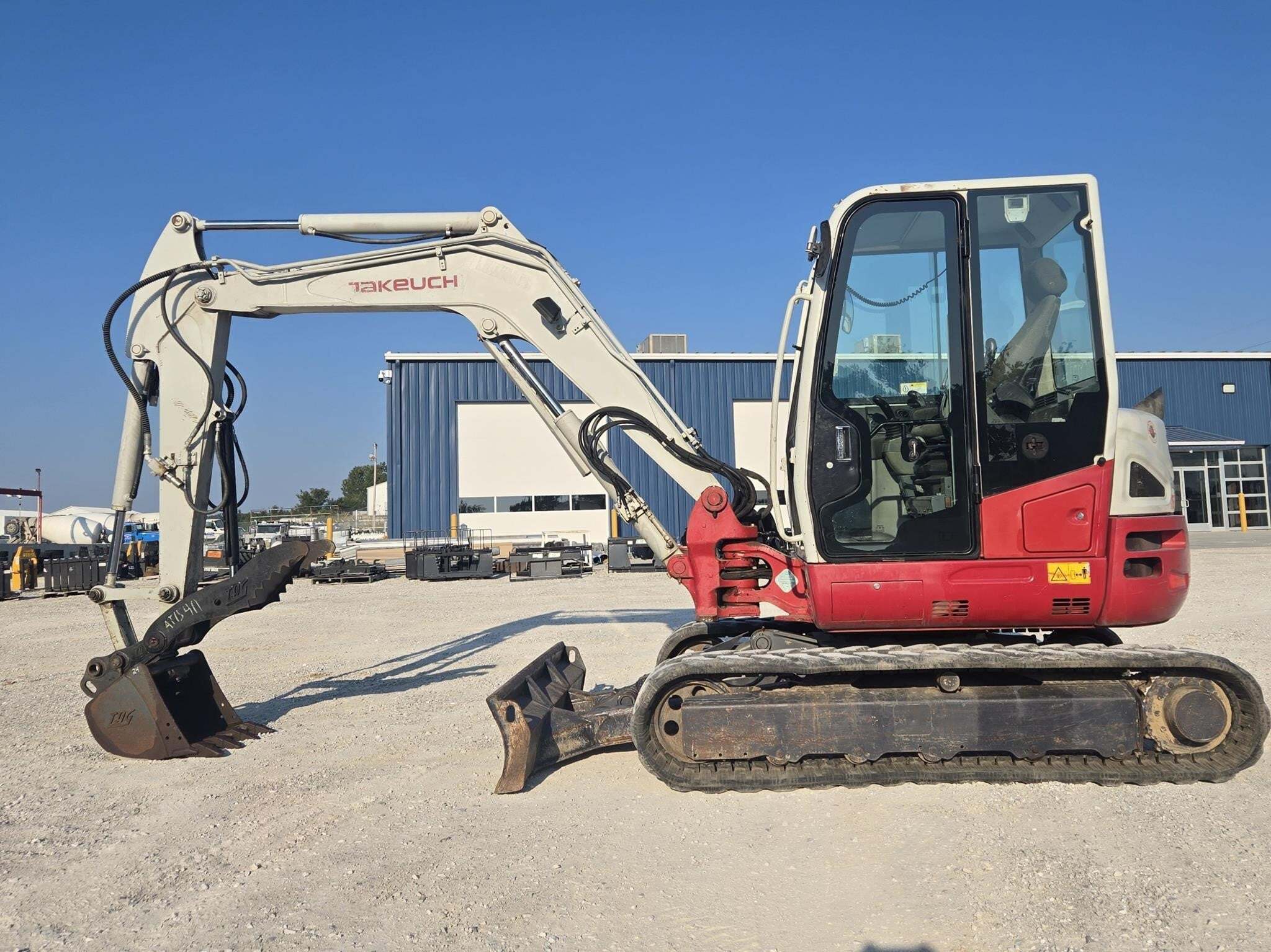2018 TAKEUCHI TB260 in Wentzville, MO
