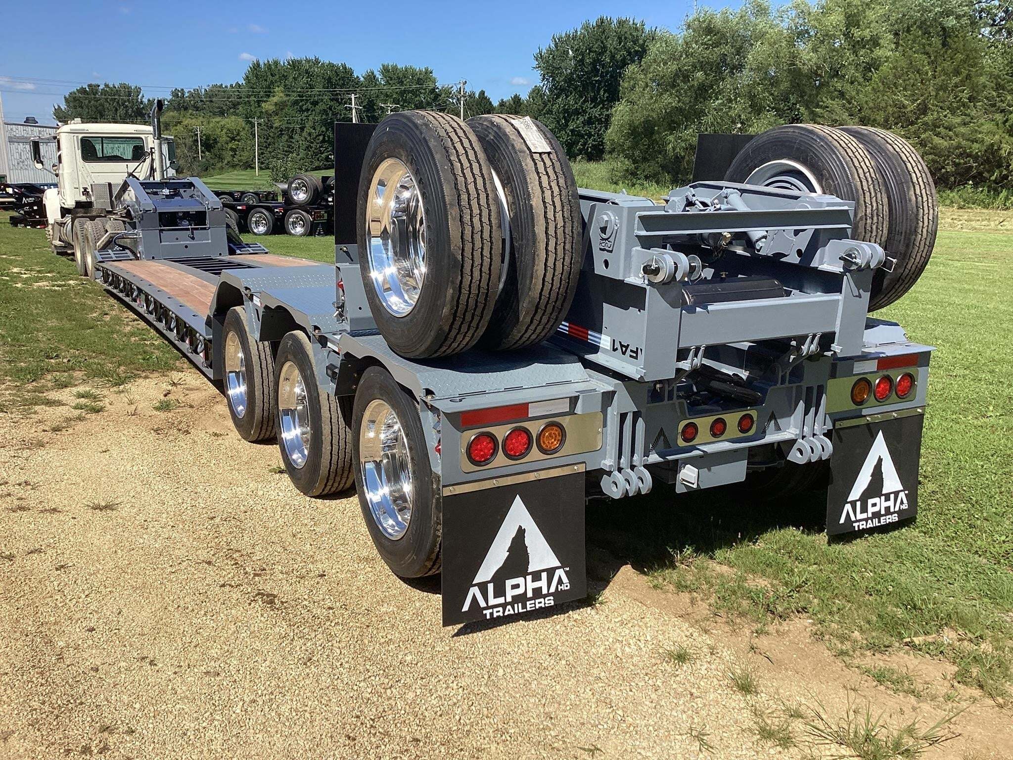 2027 ALPHA HD A110HDG-SF-18 in Monroe, LA