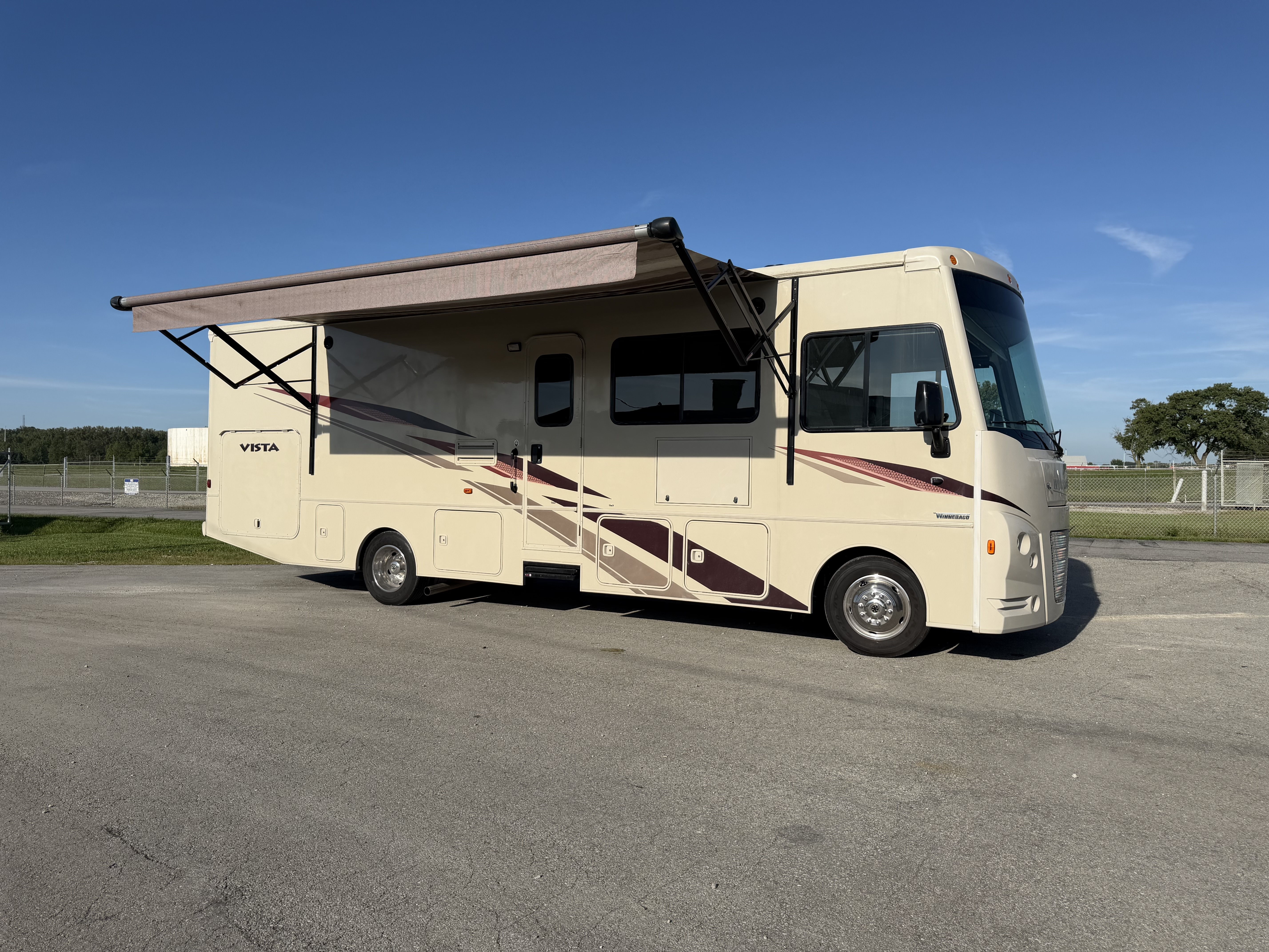 2019 Winnebago VISTA LX 31BE in indianapolis IN