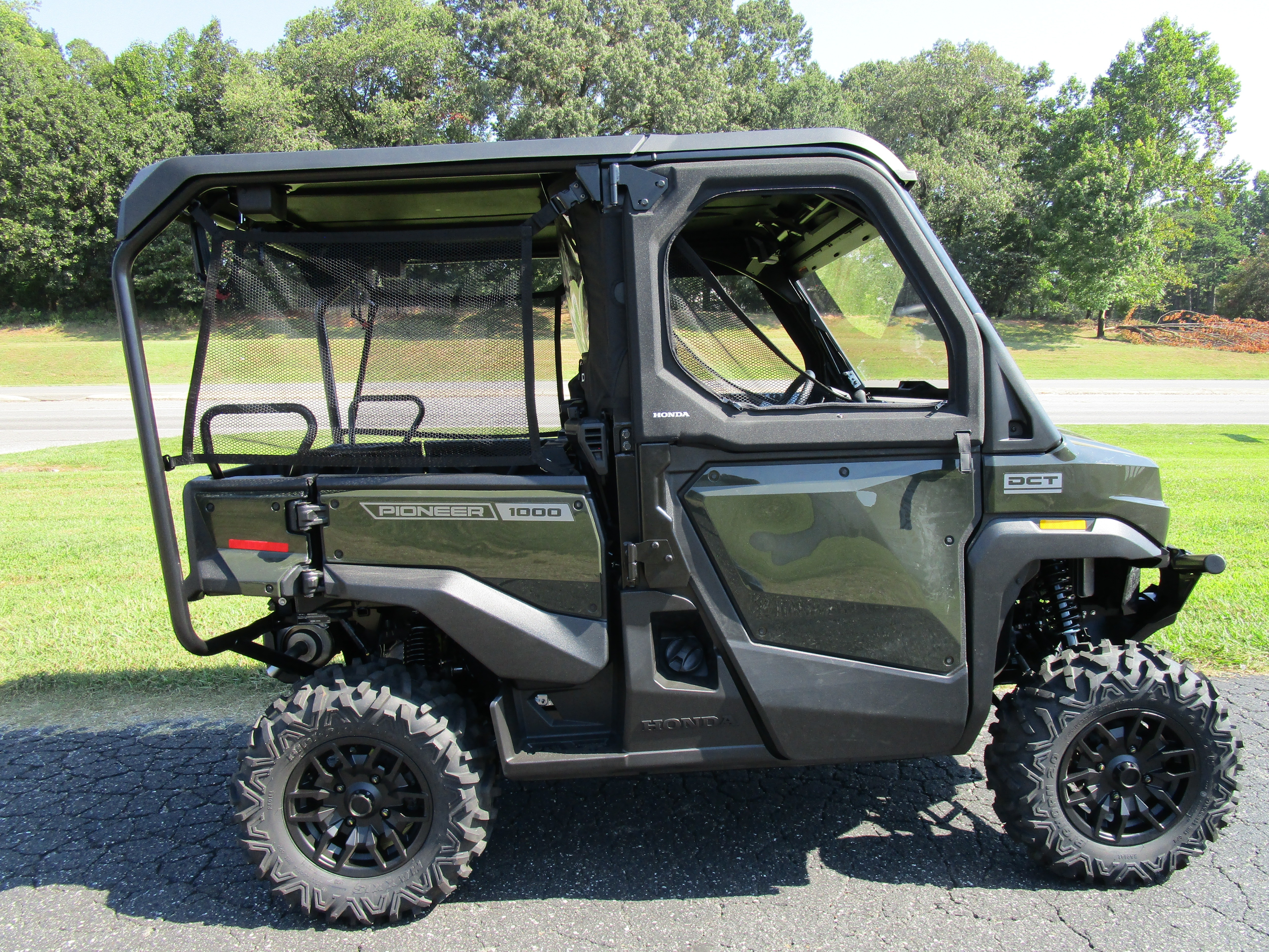 2026 Honda Pioneer 1000-5 Deluxe in shelby NC