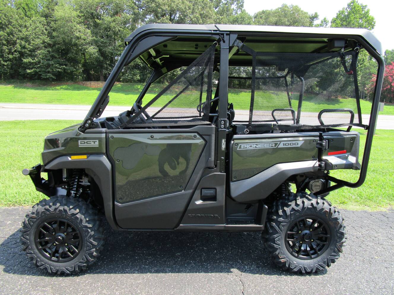 A photo of this 2026 Honda Pioneer 1000-5 Deluxe