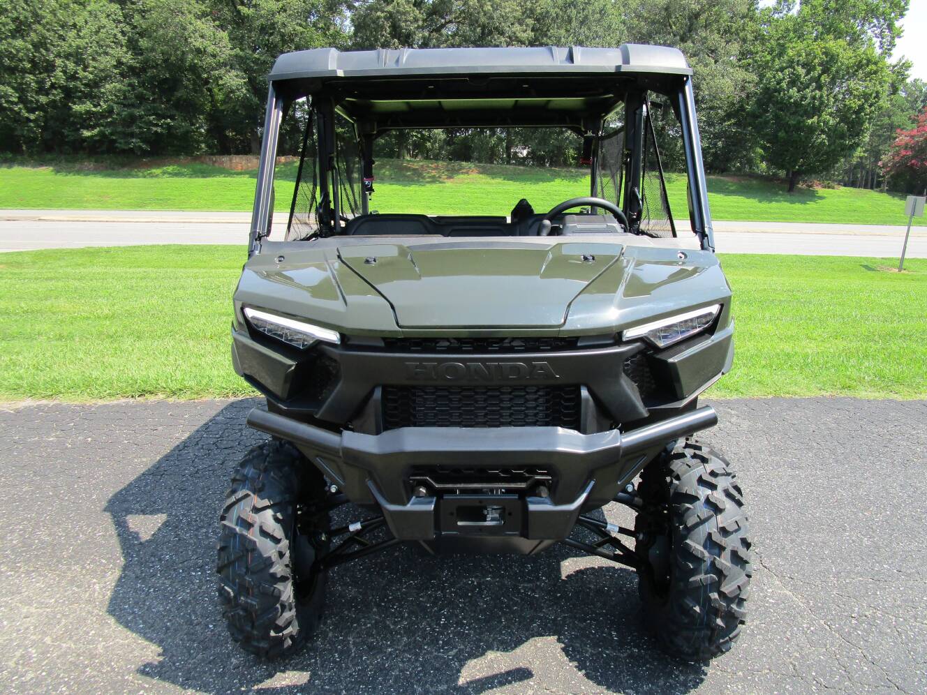 A photo of this 2026 Honda Pioneer 1000-5 Deluxe