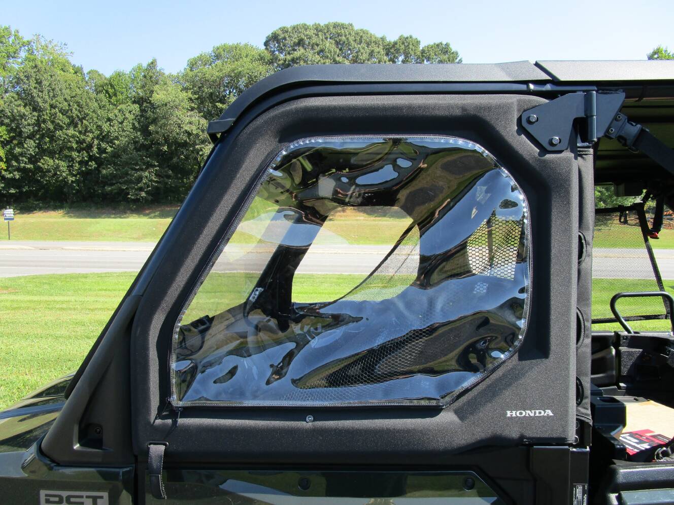 A photo of this 2026 Honda Pioneer 1000-5 Deluxe