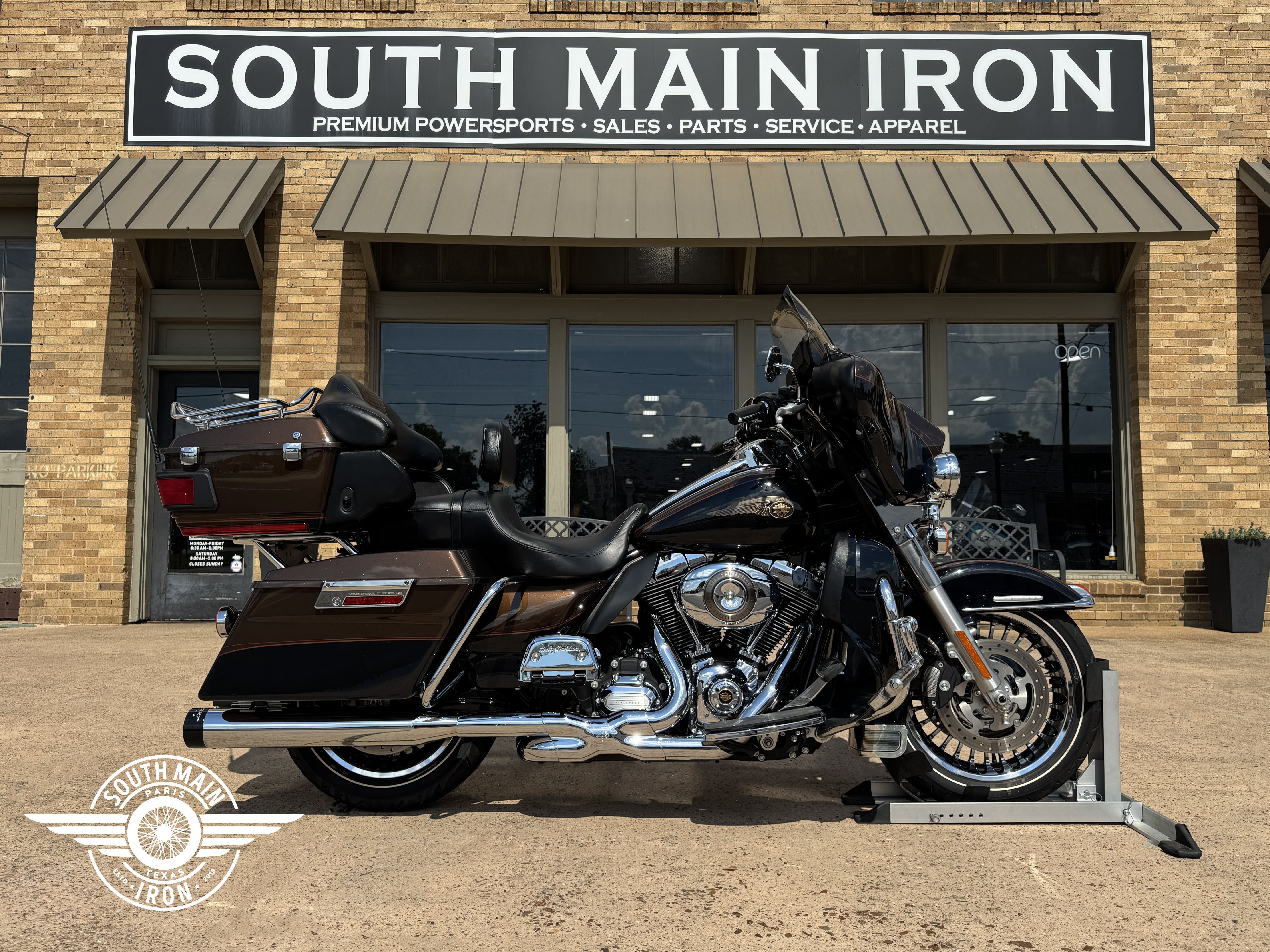 2013 Harley-Davidson Electra Glide® Ultra Limited 110th Anniversary Edition ULTRA LIMITED ANNIVERSARY EDITION in Paris, TX