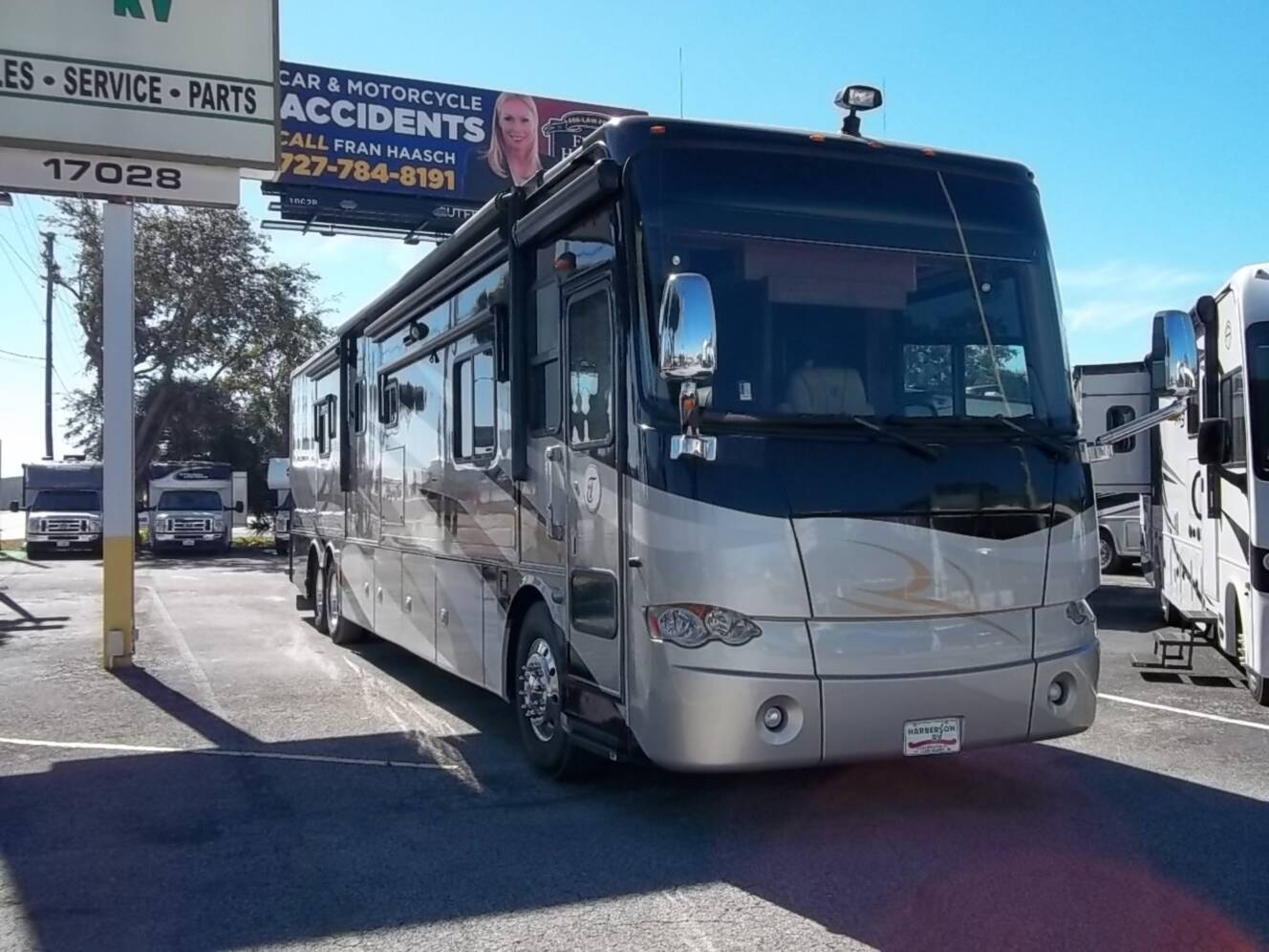 A photo of this 2011 Tiffin Motorhomes Allegro Bus 43 QGP