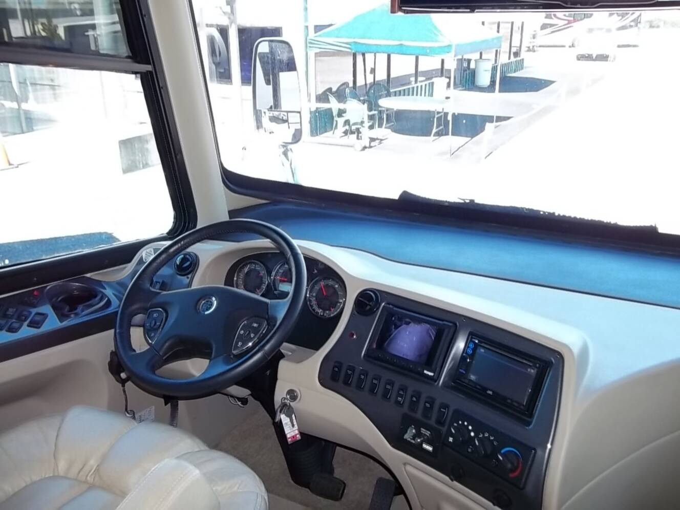 A photo of this 2011 Tiffin Motorhomes Allegro Bus 43 QGP