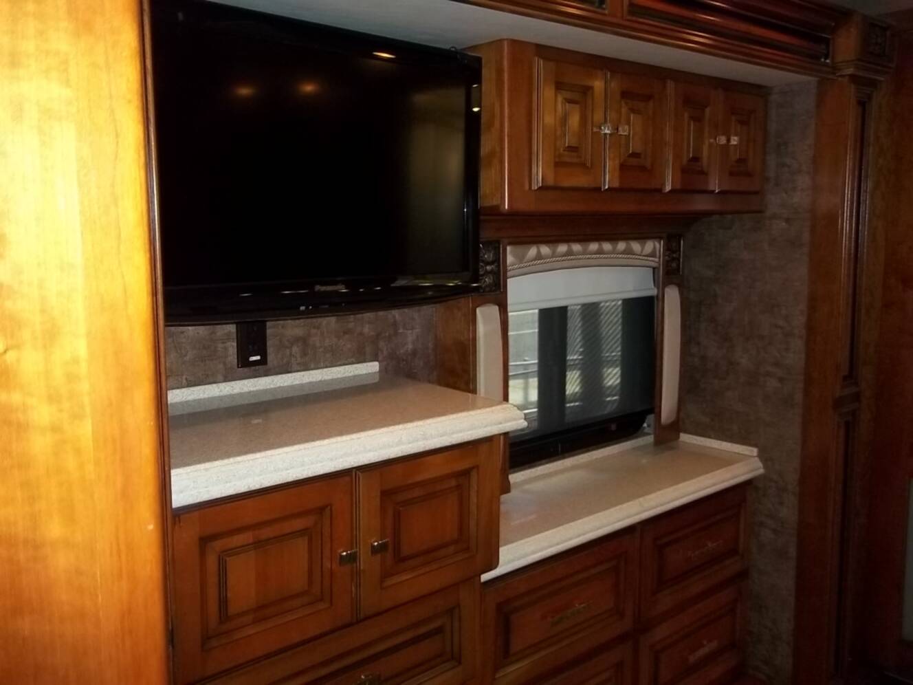 A photo of this 2011 Tiffin Motorhomes Allegro Bus 43 QGP