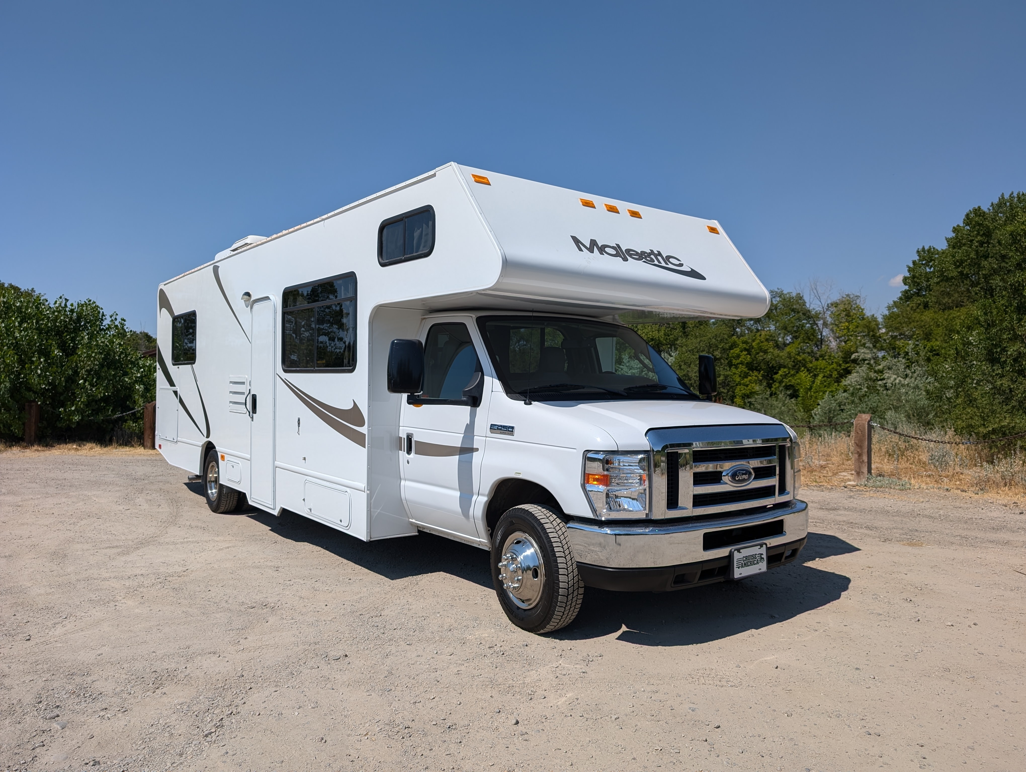 2019 Thor Motor Coach FOUR WINDS MAJESTIC 28A RV