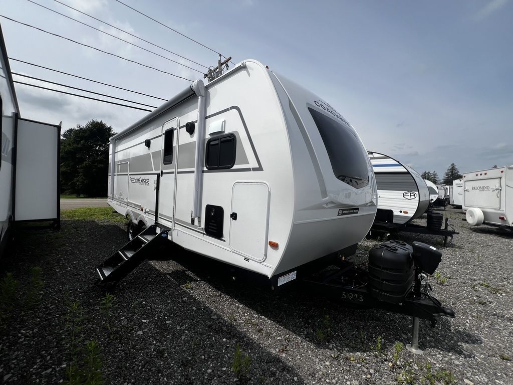2026 Coachmen Freedom Express Ultra Lite 259FKDS RV