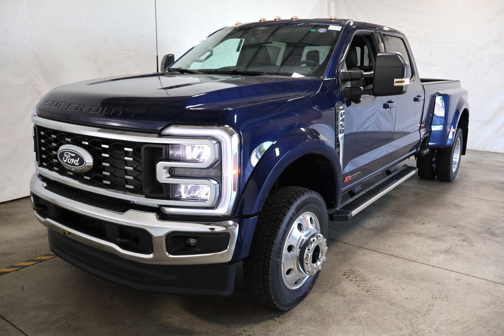 2027 FORD F450 in Groveport, OH